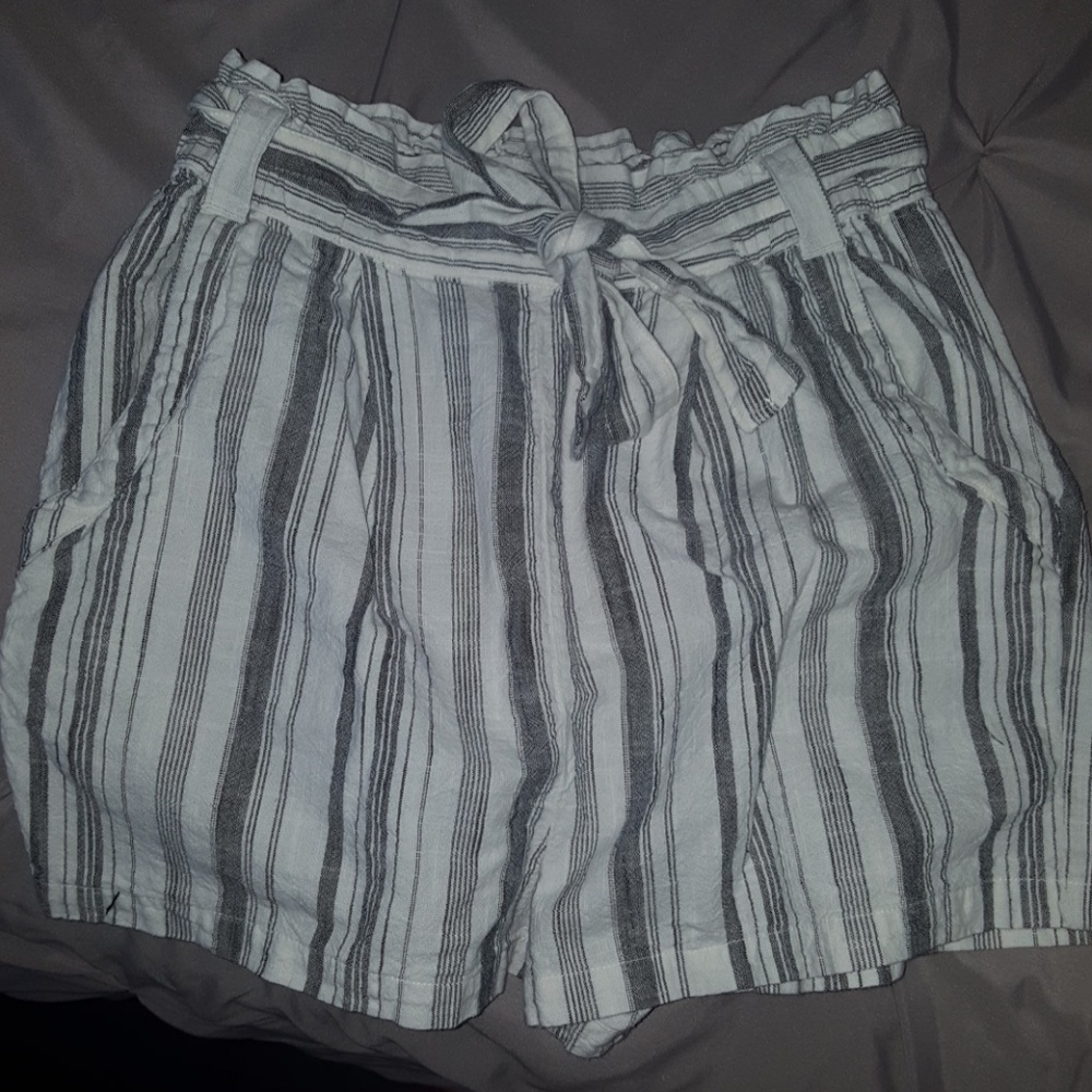 Forever 21 high waisted paperbag shorts